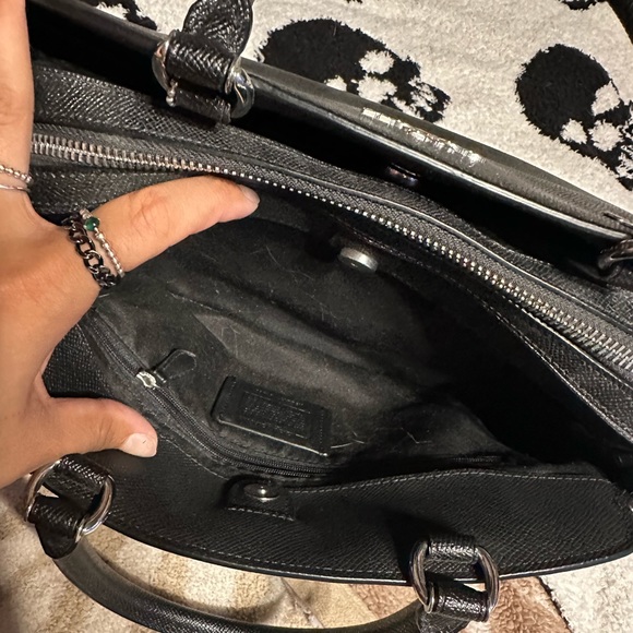 Coach Lillie Carryall - Picture 3 of 5